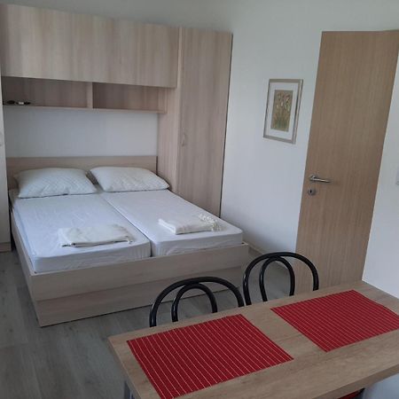 Apartments Medici Zaostrog Eksteriør billede